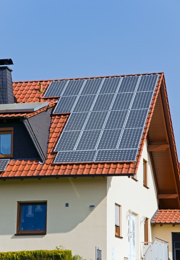 Tout savoir sur l'assurance panneau photovoltaïque pour professionnels